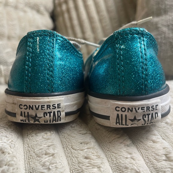 Converse Sparkling Blue Kids Sneakers Size 2.5 - Picture 3 of 8